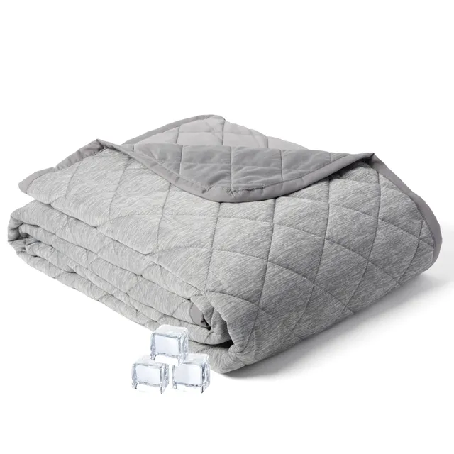 brookstone-cooling-blanket-queen-size-reversible-cool-touch-fiber-quilted-lightw image 1