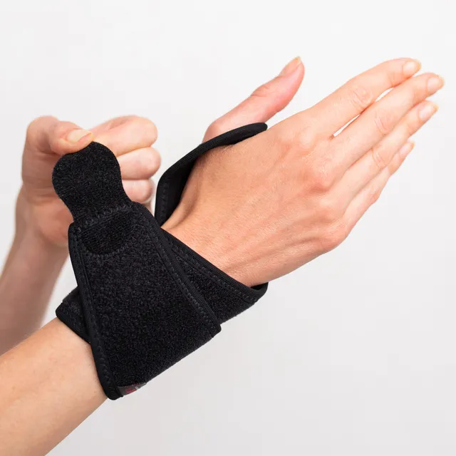 obusforme-by-homedics-hot-cold-wrist-support-reusable-gel-pack-left-right image 1