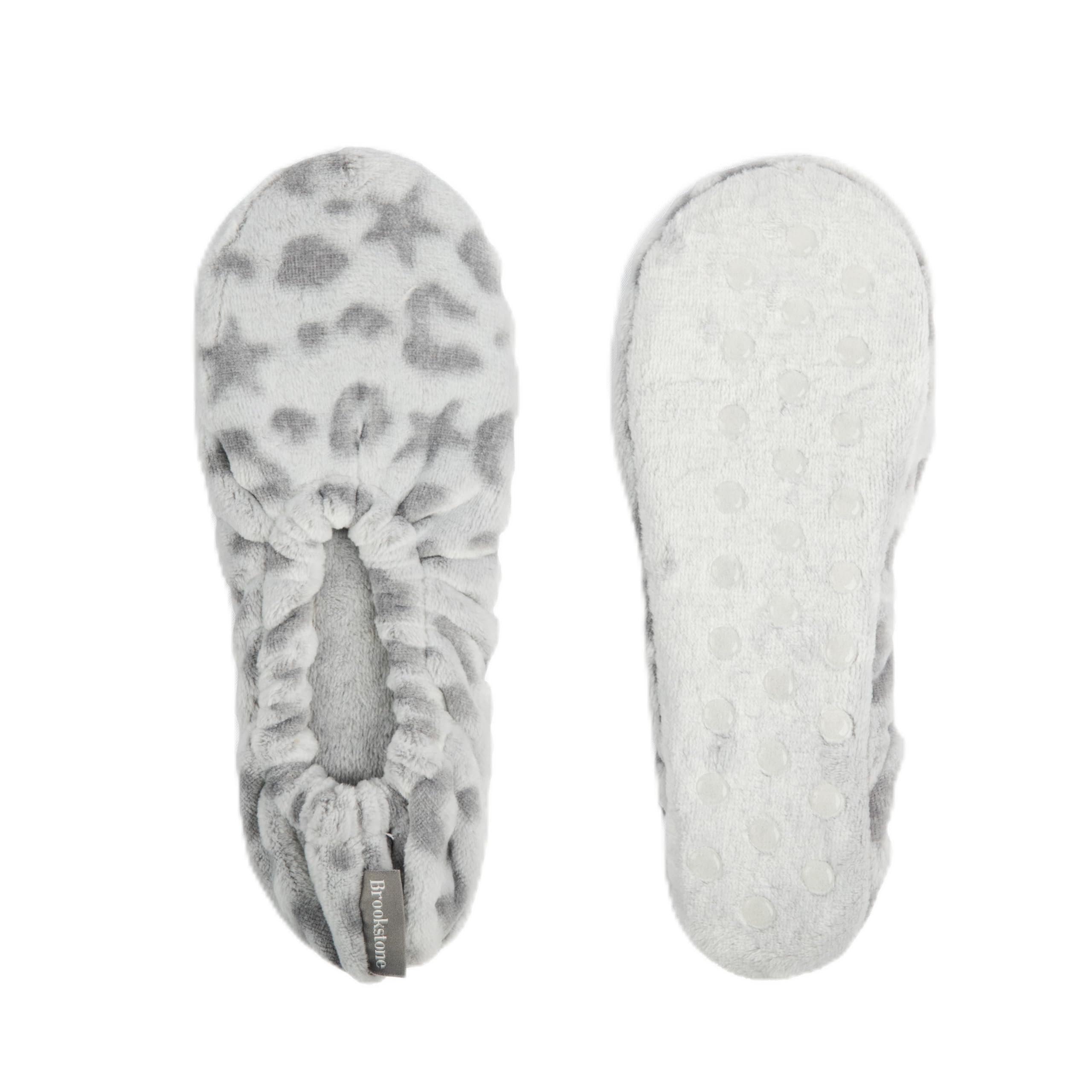 brookstone-plush-footies-memory-foam-slippers-with-ultra-soft-sherpa-non-skid-so image 8