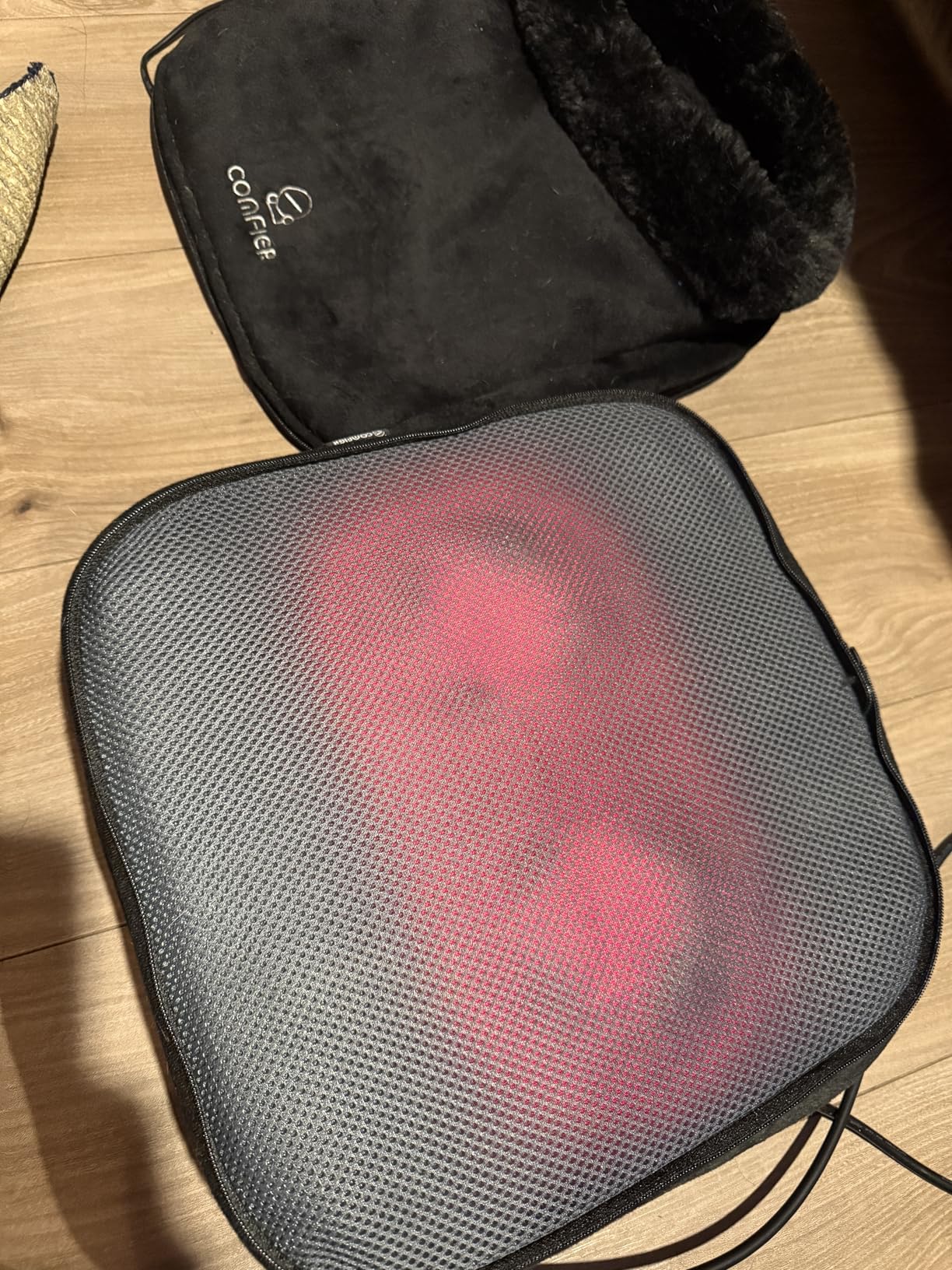Good massager, but back mode is awkward