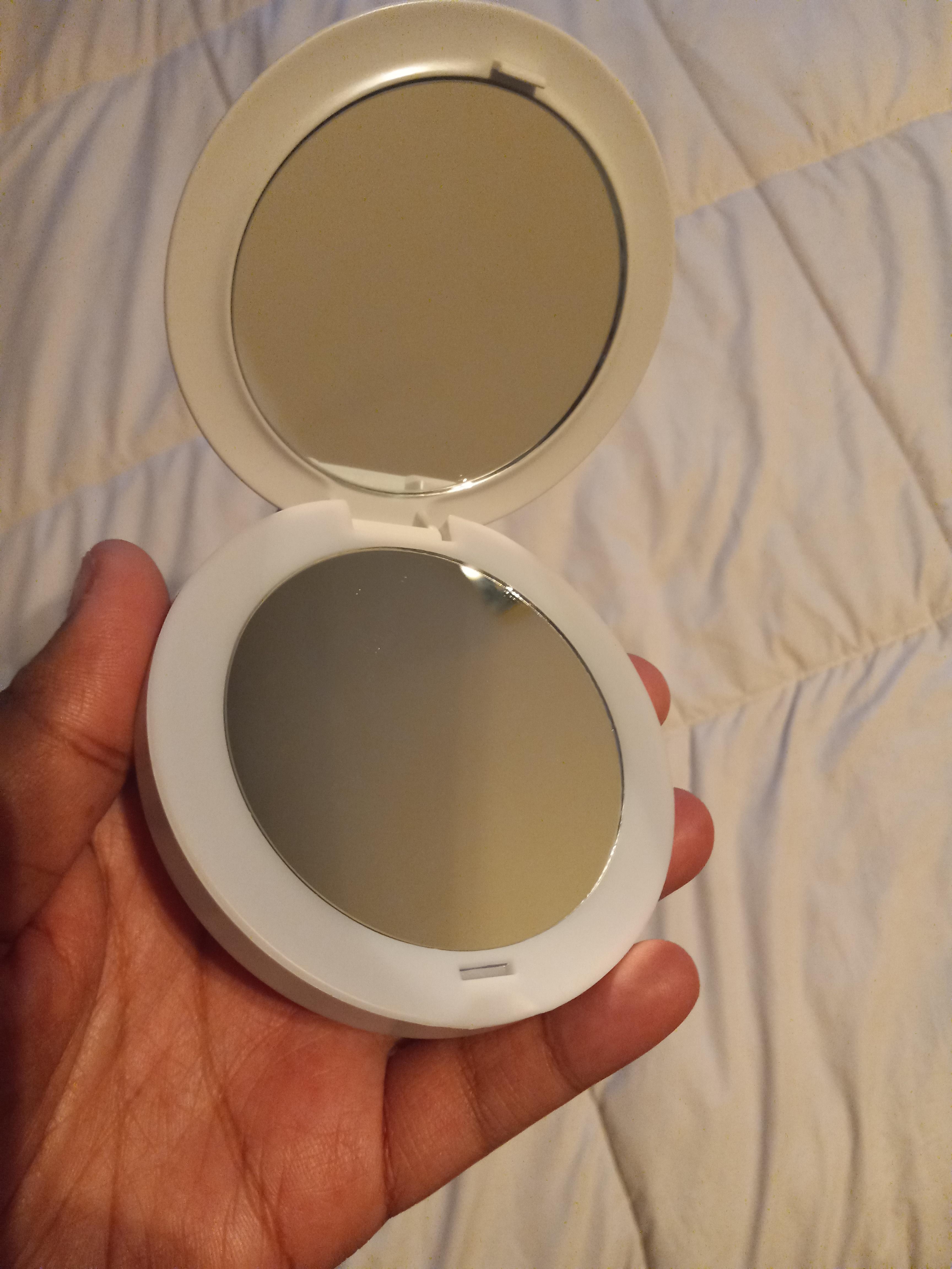 Handy little mirror