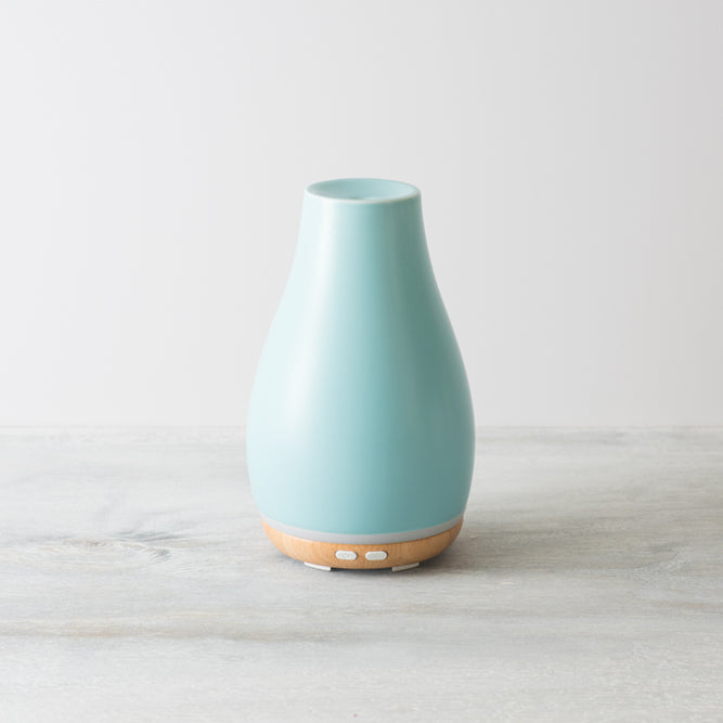 homedics-ellia-blossom-ultrasonic-essential-oil-diffuser-with-starter-kit image 8