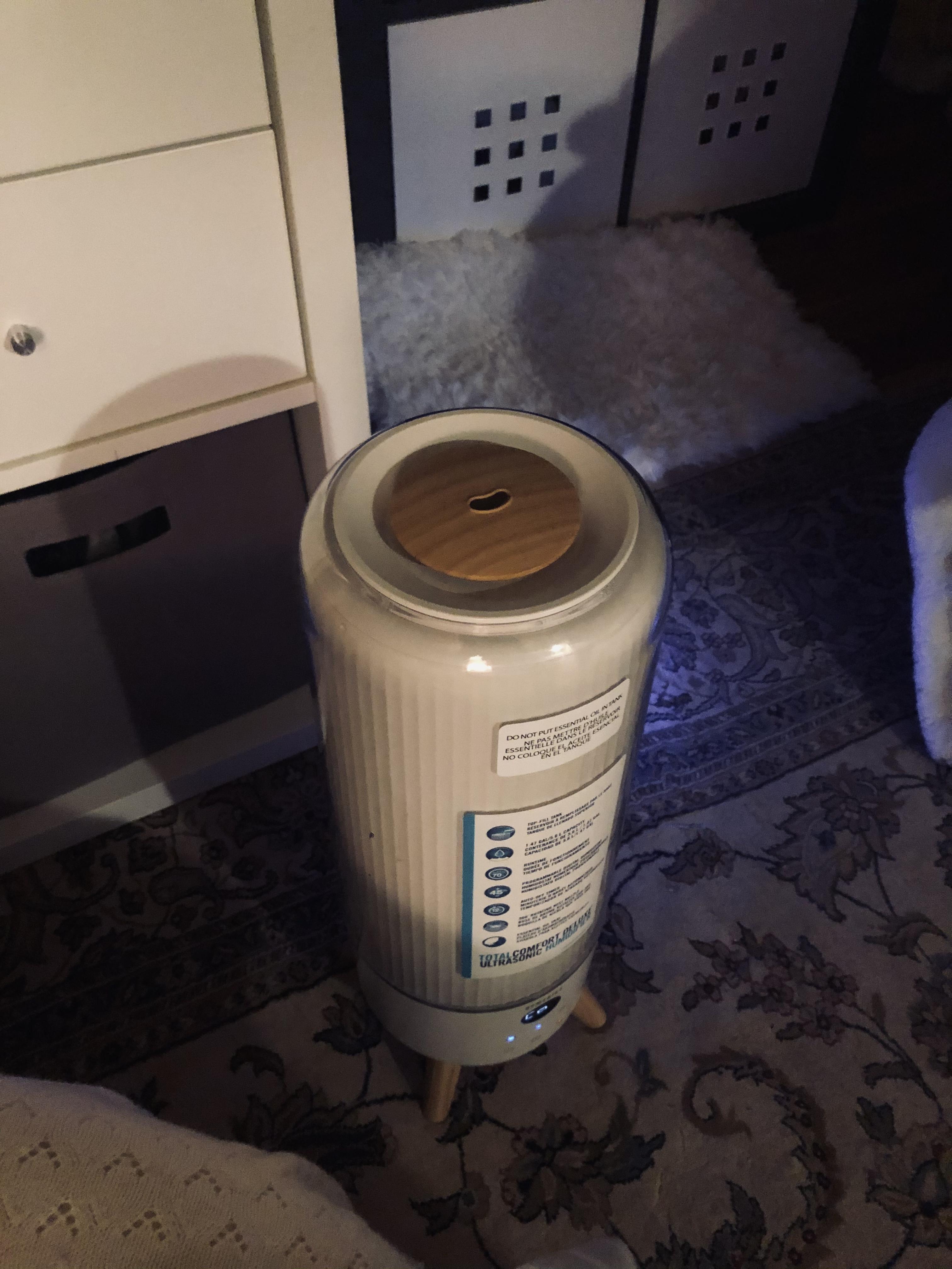 Solid humidifier