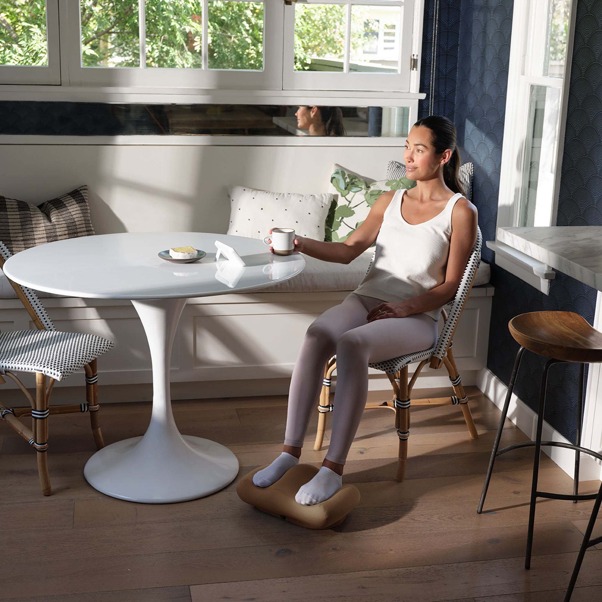 homedics-comfy-footrest-massager-under-desk-vibrating-foot-massager image 7