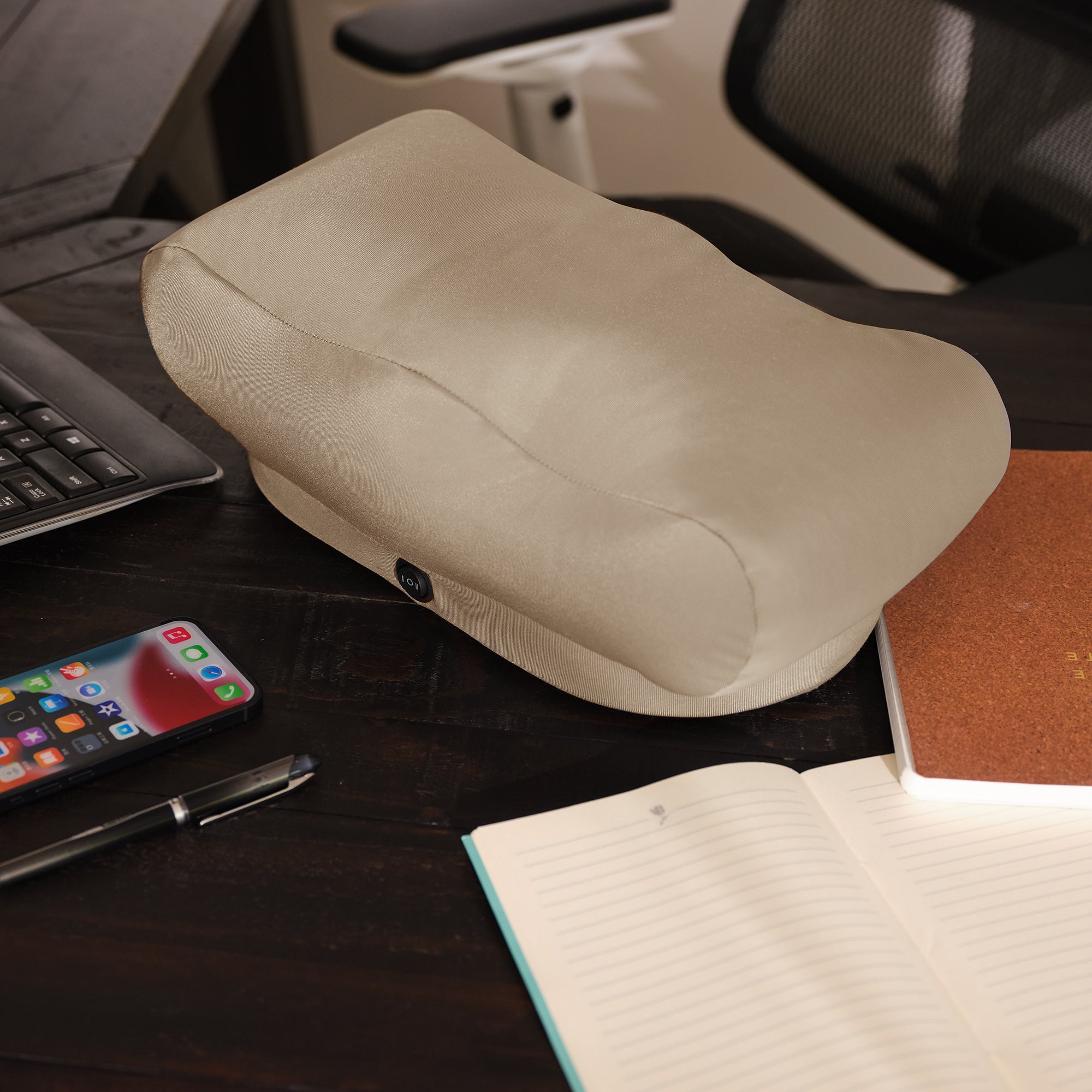 homedics-comfy-footrest-massager-under-desk-vibrating-foot-massager image 6