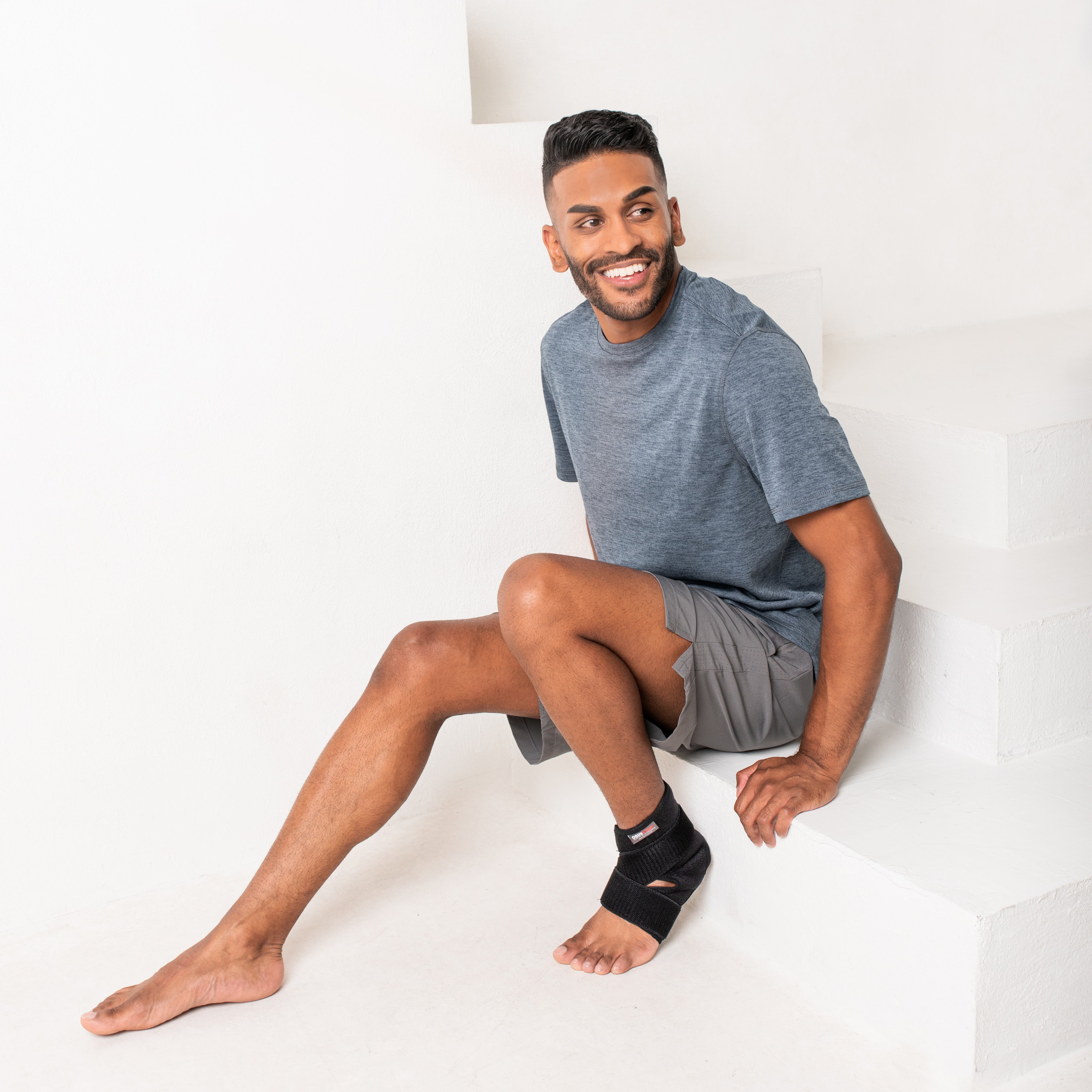 obusforme-by-homedics-hot-cold-ankle-support-reusable-gel-pack image 2