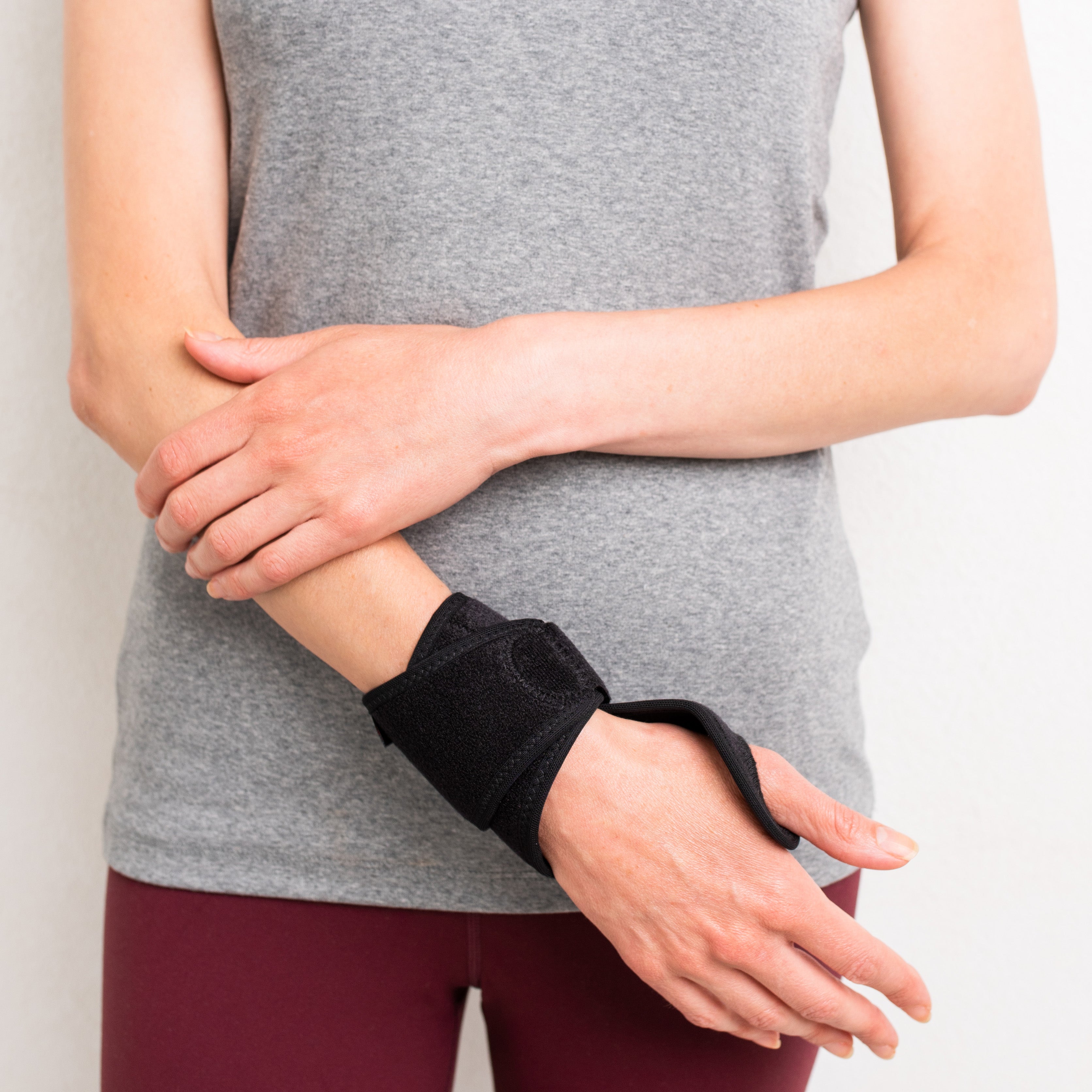 obusforme-by-homedics-hot-cold-wrist-support-reusable-gel-pack-left-right image 2