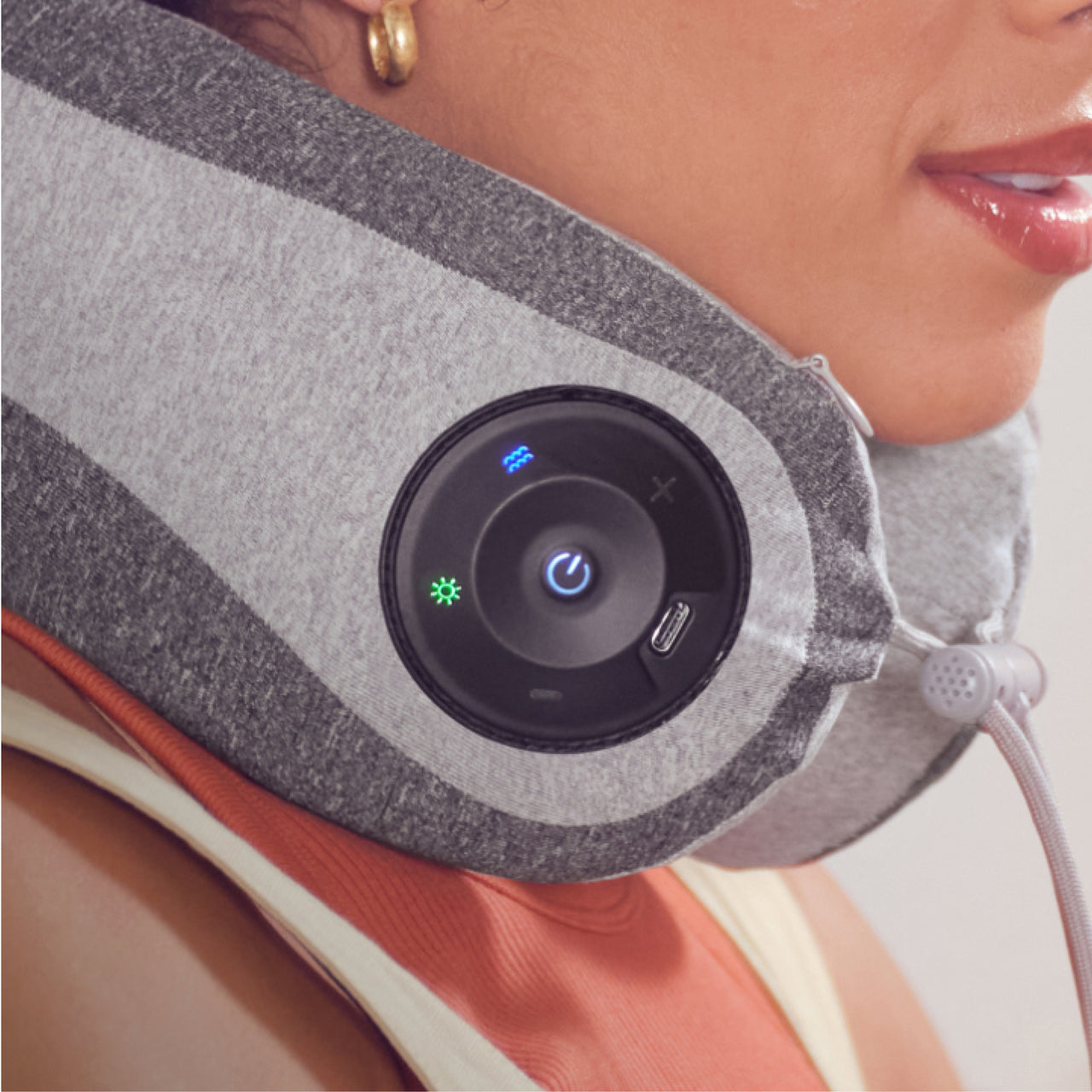 homedics-deep-rhythmic-neck-massager-with-soothing-heat image 6