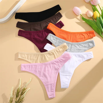 4 pcs of seamless, breathable V-waist cotton panties